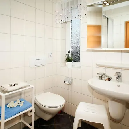 Appartementanlage Yachthafenresidenz Kuehlungsborn Exterior photo